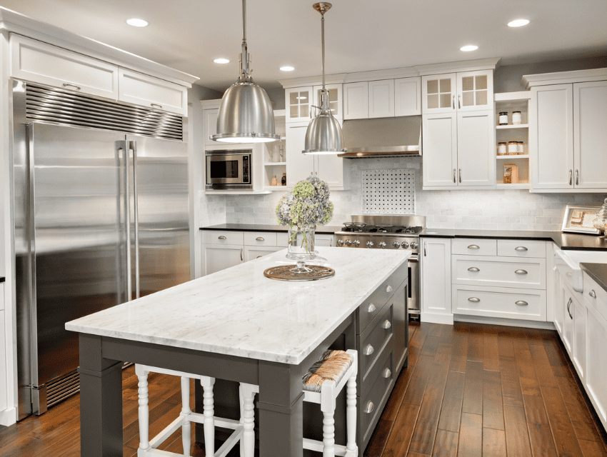 Pamela-Sandall-Design_Los-Angeles-California_How-to-Increase-Your-Perceived-Home-Value-Before-Selling_Large-Luxury-Kitchen-with-Island