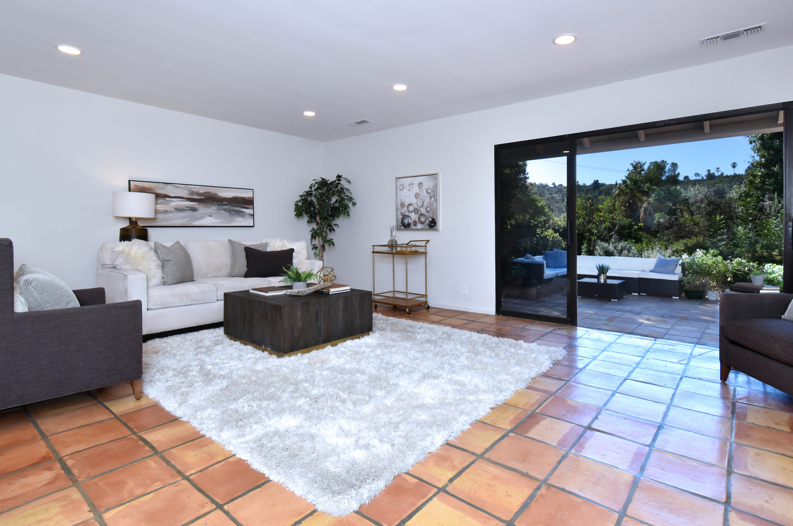 Encino Hills Rambler Flip