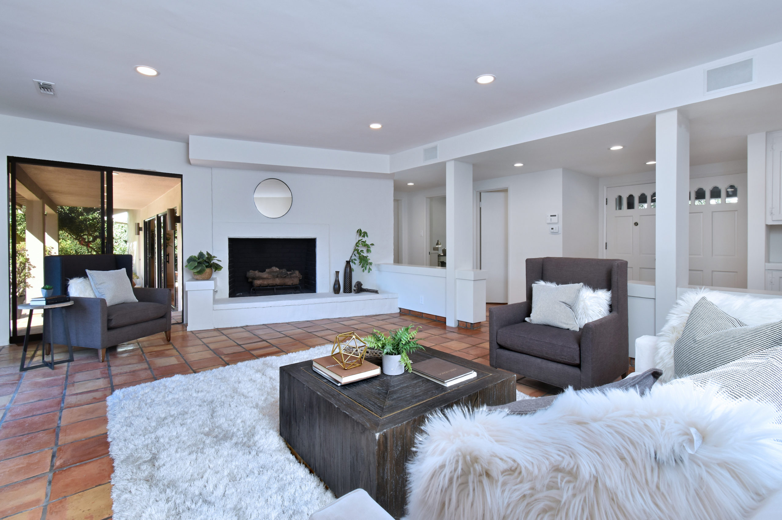 Encino Hills Rambler Flip